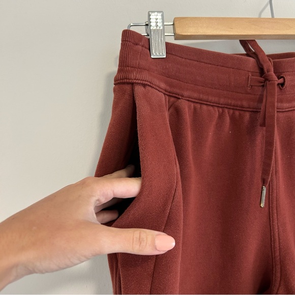 Lululemon athletica scuba high rise joggers maroon - Picture 8 of 12